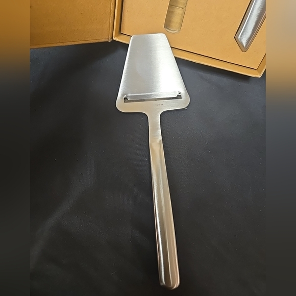 2pc Silver Cheese Knife & Slicer Peeler Set Made With Stainless Steel - Picture 2 of 16